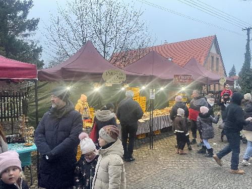 V�no�n� jarmark