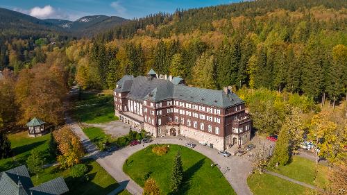 Jarmark ukon�en� l�ta - www.webtrziste.cz
