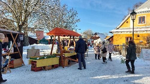 Mikul�sko-v�no�n� jarmark