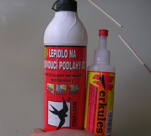 lepidlo_1.jpg